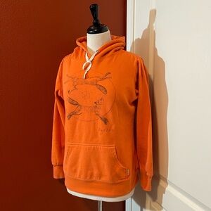 Burton Women’s Orange Fox‎ Graphic Drawing Pullover Cozy Hoodie Sweatshirt